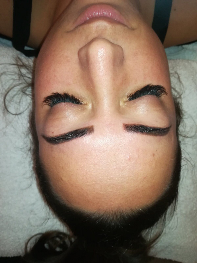 Silhouette Beauty studio #beograd Nadogradnja trepavica Nadogradnja svilenih trepavica - metoda 1 na 1