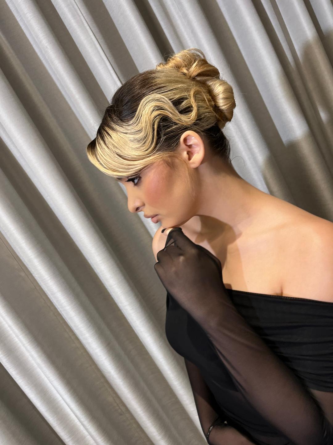 Golden beauty by Mimi #nis Svečane i frizure za svadbu Svečana frizura - punđa + detalji