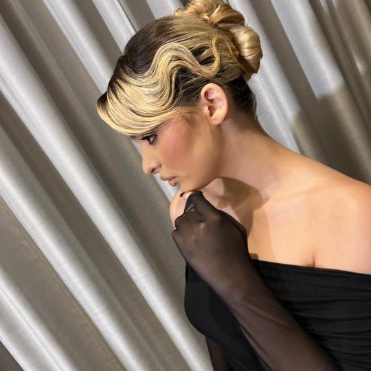 Golden beauty by Mimi usluga