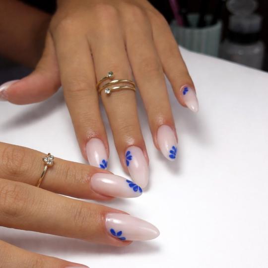 Vanilla rain beauty - Banovo brdo #beograd Korekcija noktiju Korekcija izlivanja noktiju gelom / oja