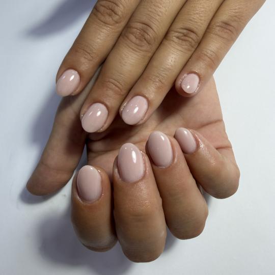 Princess beauty salon #nis Gel lak Ojačavanje prirodnih noktiju gelom Nokti