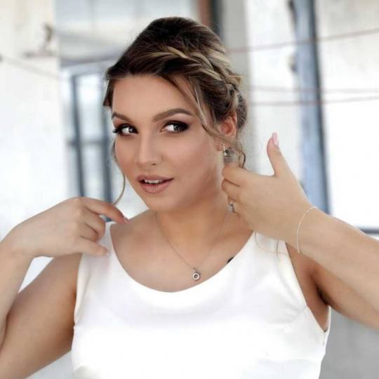 Baby's life A&A #beograd Make-up / šminkanje Profesionalna šminkanje frizura i šminka