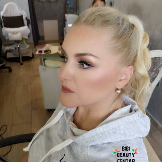 Bibi beauty centar #beograd Make-up / šminkanje Profesionalno šminkanje + veštačke trepavice mak