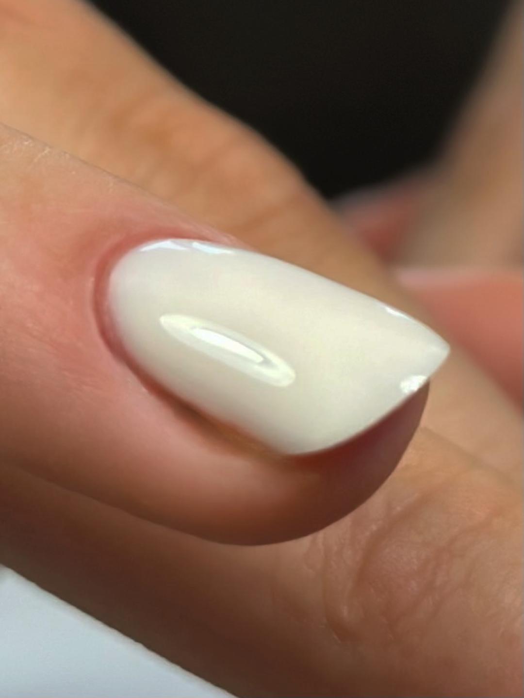 Lui beauty concept #beograd Manikir Manikir + gel lak - S dužina