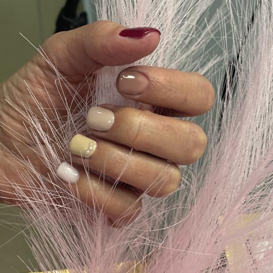 Nastja beauty studio #beograd Manikir Manikir + gel lak