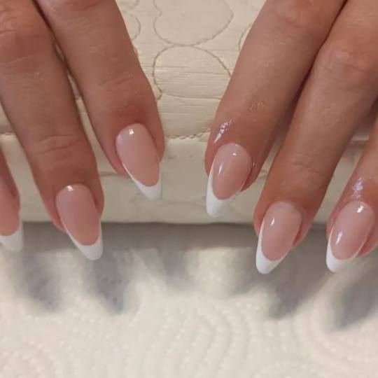 Nail Studio MPN #beograd Izlivanje noktiju Korekcija izlivanja noktiju gelom - rad salona French kao