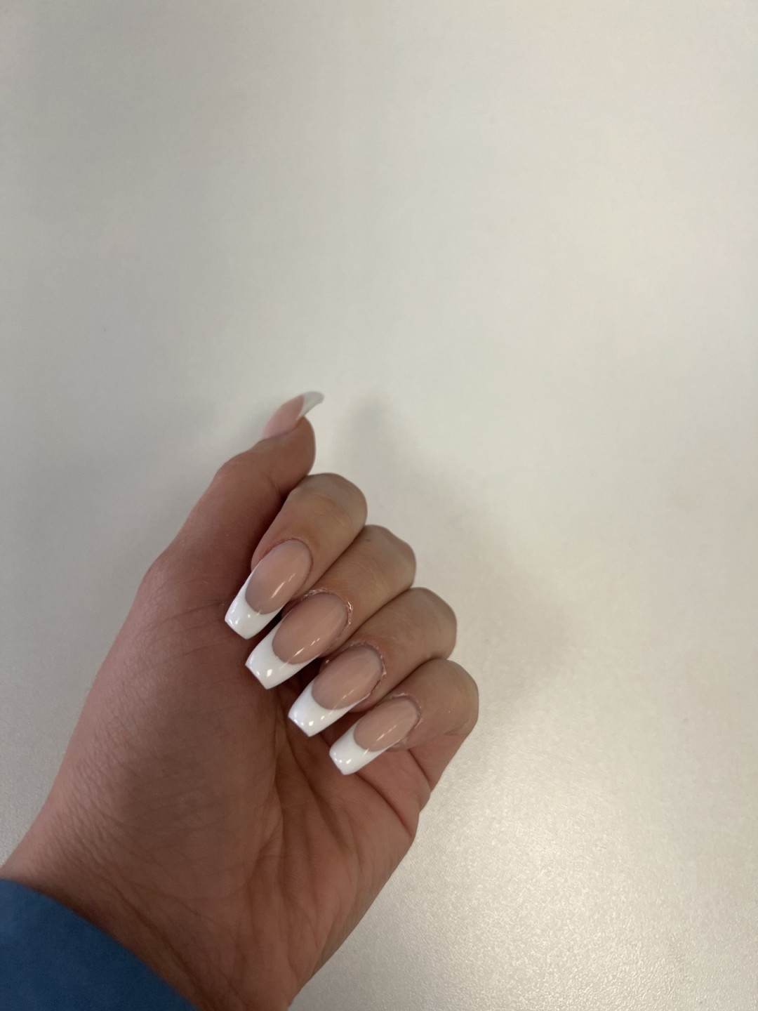 Korekcija noktiju - salonski rad - Grkinja Beauty Studio, Kruševac Korekcija noktiju Nokti Korekcija noktiju, Kruševac, Centar