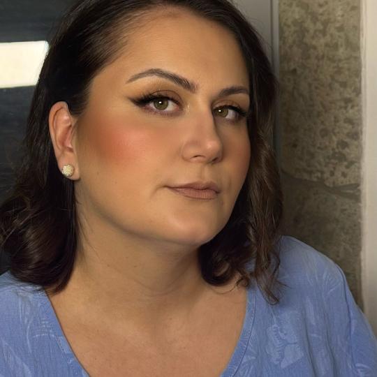 Dasha__Beauty #beograd Make-up / šminkanje Profesionalno šminkanje + svečana frizura
