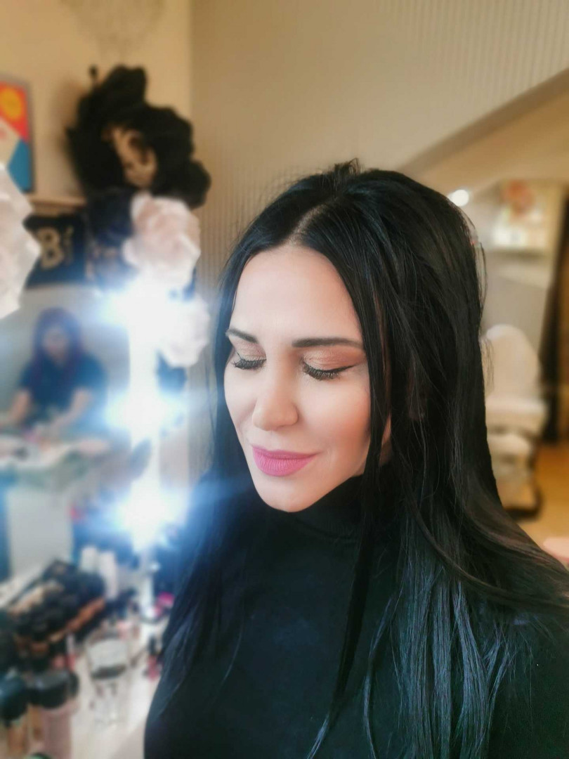 Bibi beauty centar #beograd Make-up / šminkanje Profesionalno šminkanje + veštačke trepavice