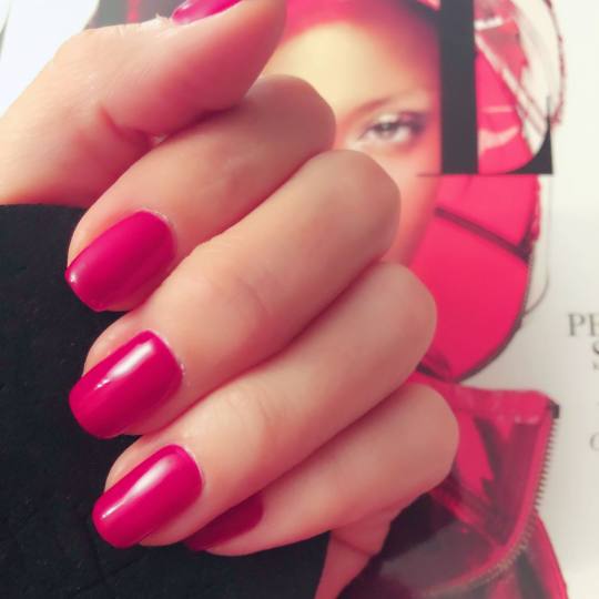 Bibi beauty centar #beograd Manikir Gel lak - ruke Trajni lak by BiBi
