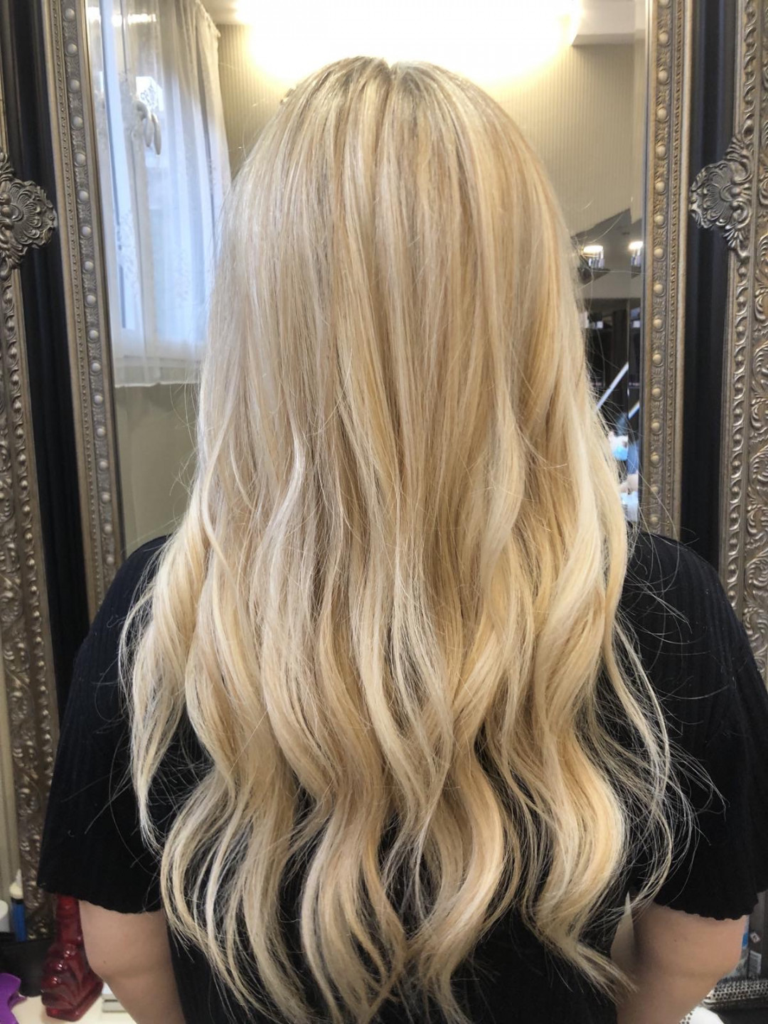 Bibi beauty centar #beograd Pramenovi Pramenovi na foliju u 1 / 2 boje / blanšem + olaplex+ preliv - duga kosa