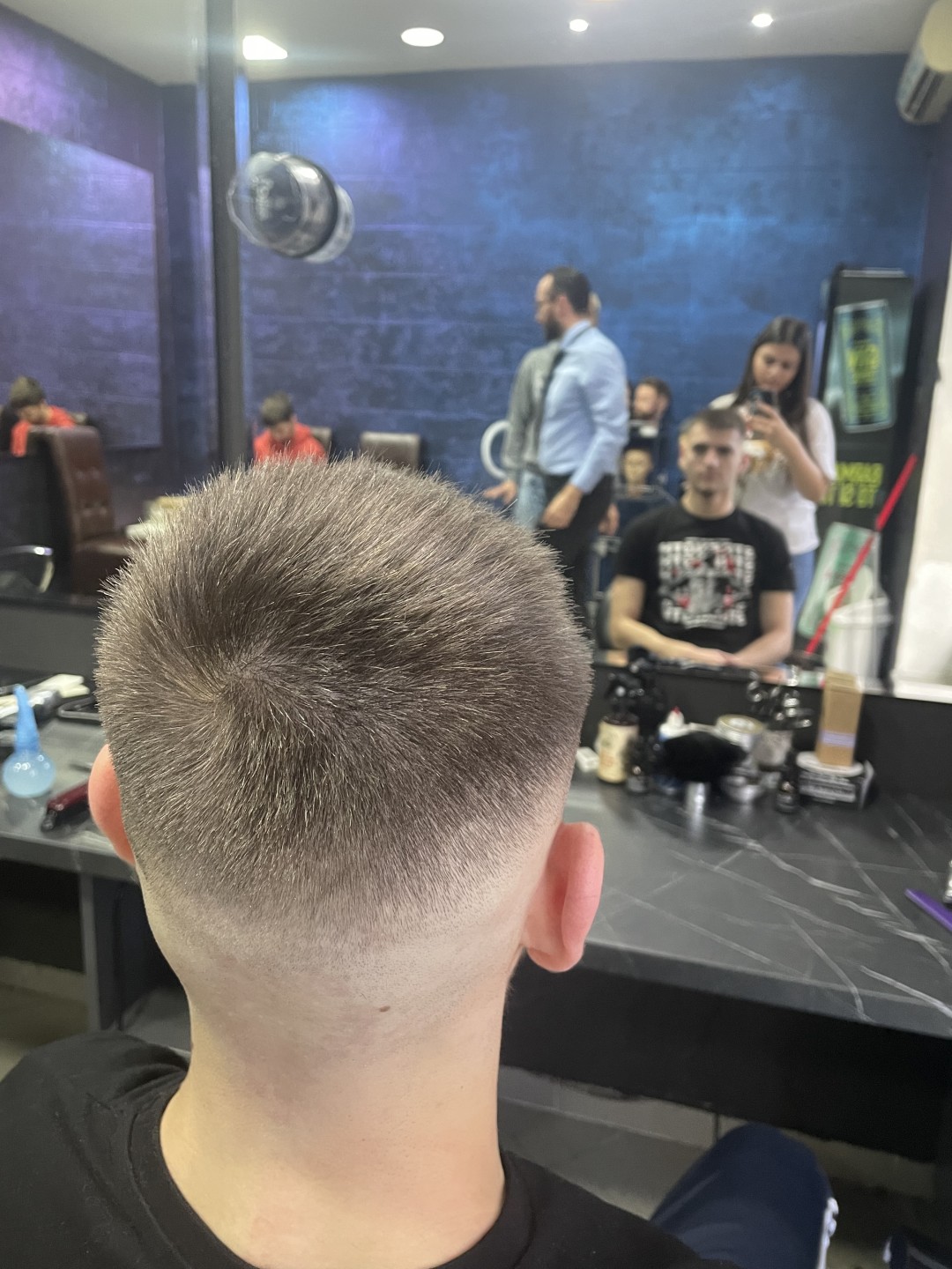 Makva #beograd Muško šišanje Muško šišanje + pranje kose
