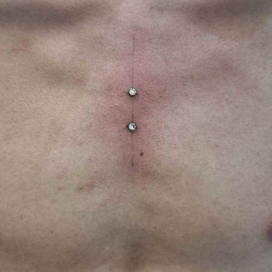 Bling Bling Piercing #beograd Tretmani tela Surface
