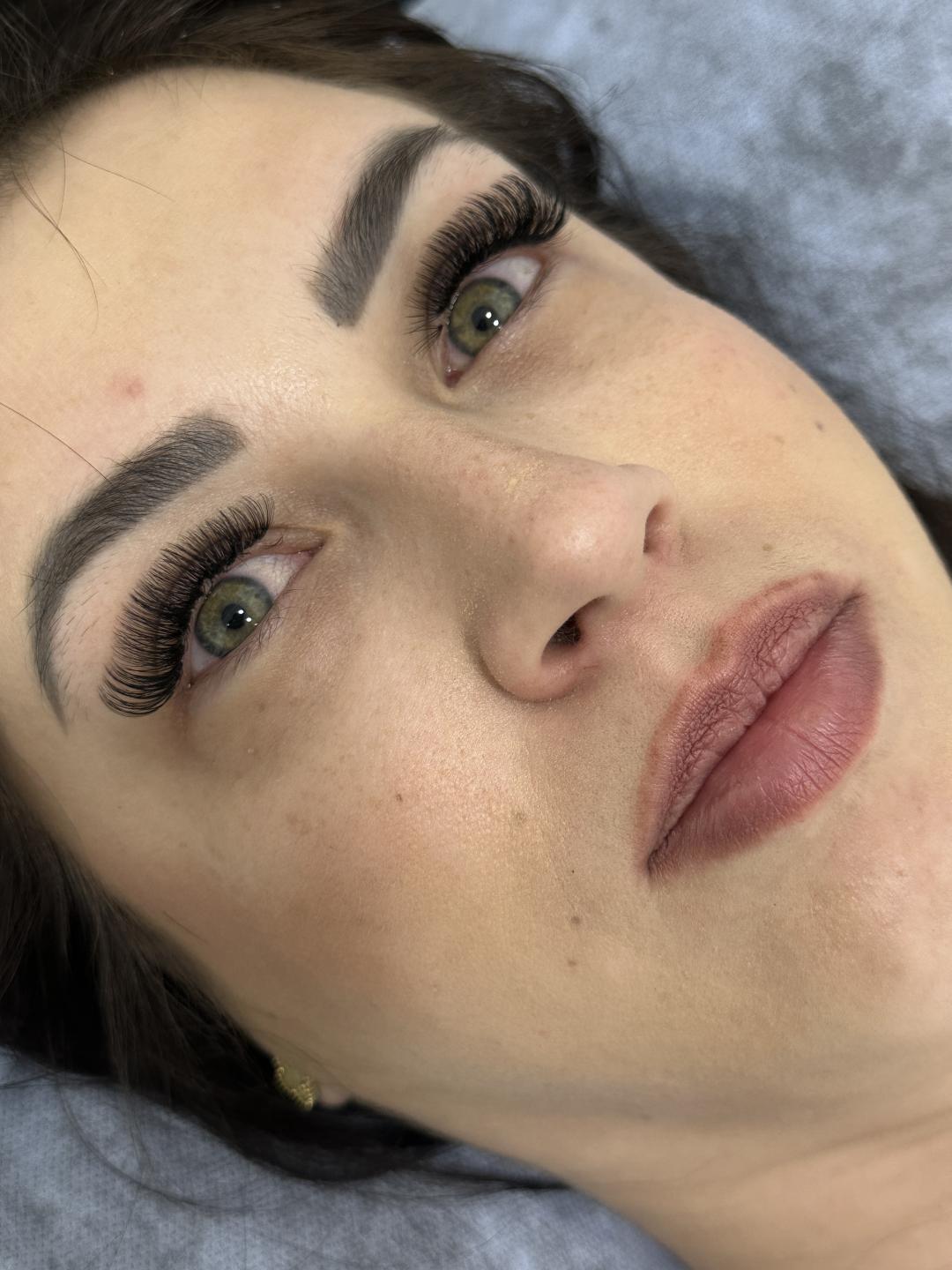 Nadogradnja svilenih trepavica - mix metoda - Princess beauty, Niš Nadogradnja trepavica Lice Nadogradnja trepavica, Niš, Palilula