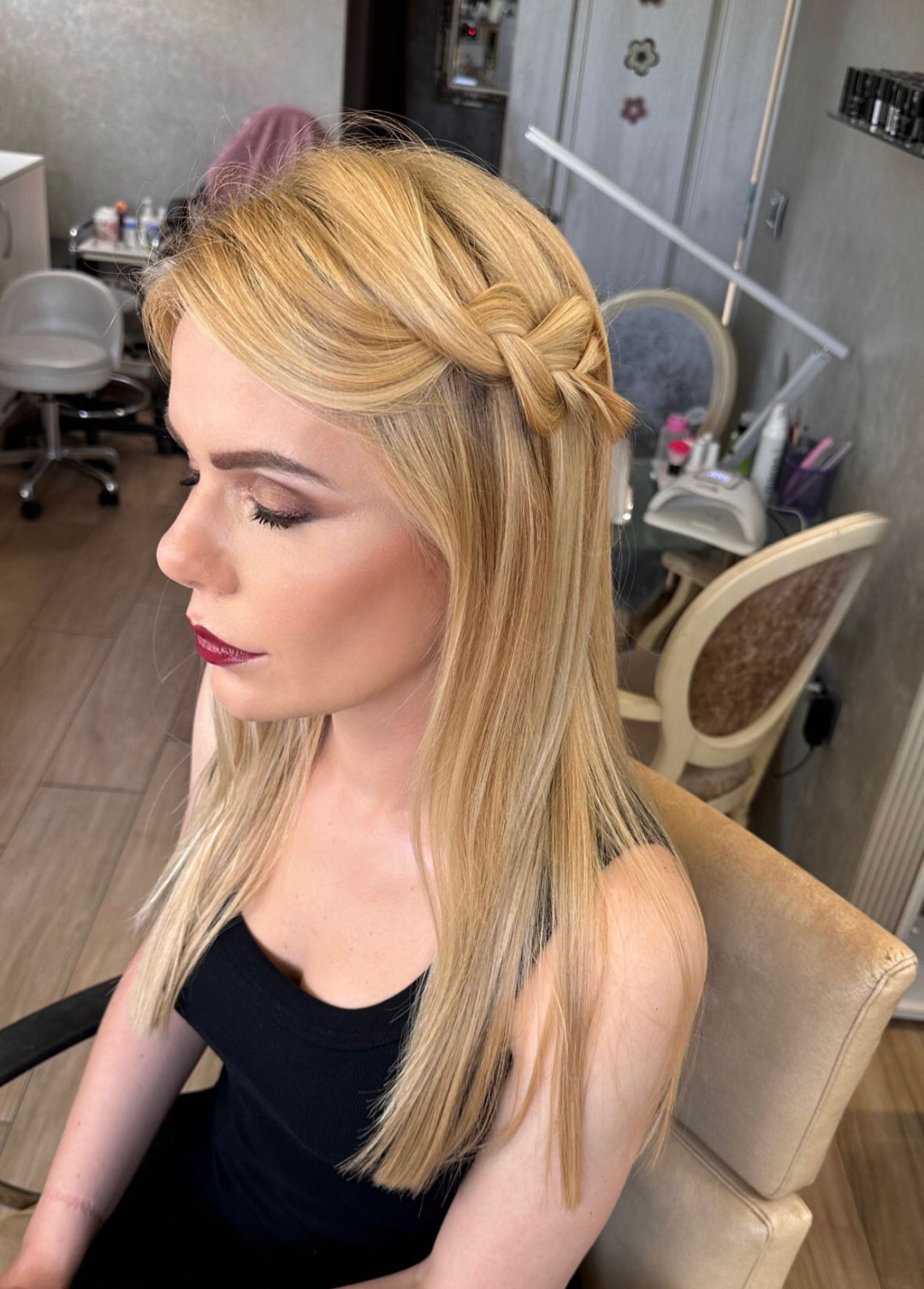 Bibi beauty centar #beograd Make-up / šminkanje Profesionalno šminkanje + veštačke trepavice + svečana frizura