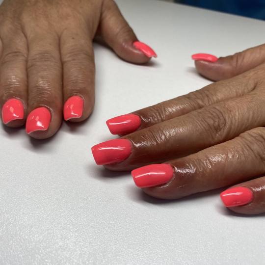 Grkinja Beauty Studio #krusevac Izlivanje noktiju Izlivanje noktiju gelom