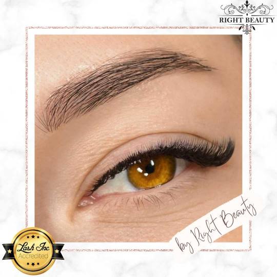 Right Beauty #beograd Nadogradnja trepavica Nadogradnja trepavica - ruski volumen 5D - 8D