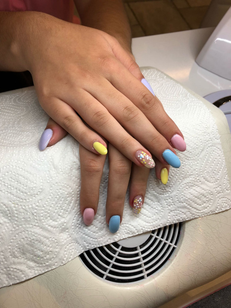 Alfaparf Nails #beograd Ojačavanje noktiju Ojačavanje noktiju gelom + gel u boji