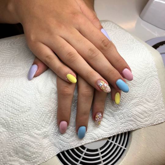 Alfaparf Nails #beograd Ojačavanje noktiju Ojačavanje noktiju gelom + gel u boji #alfaparf-nails#b
