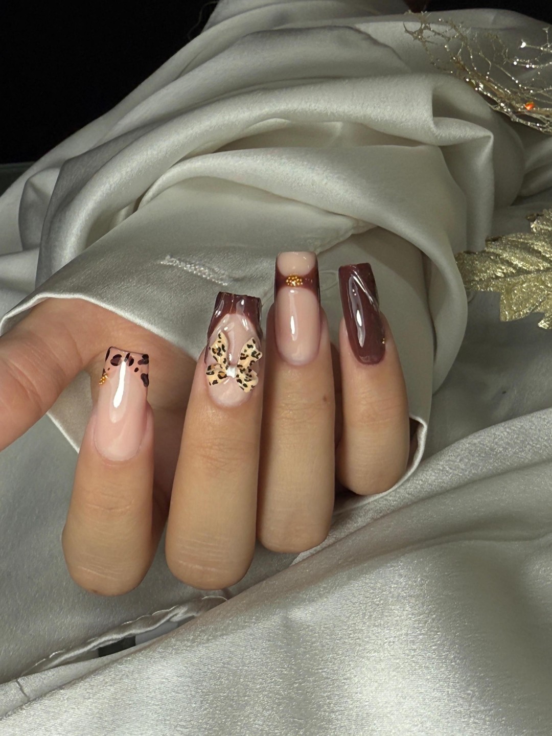 Beauty Code by Nela #novisad Izlivanje noktiju Izlivanje noktiju gelom - L dužina