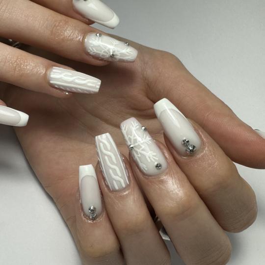 Princess beauty #nis Izlivanje noktiju Izlivanje noktiju gelom - M dužina