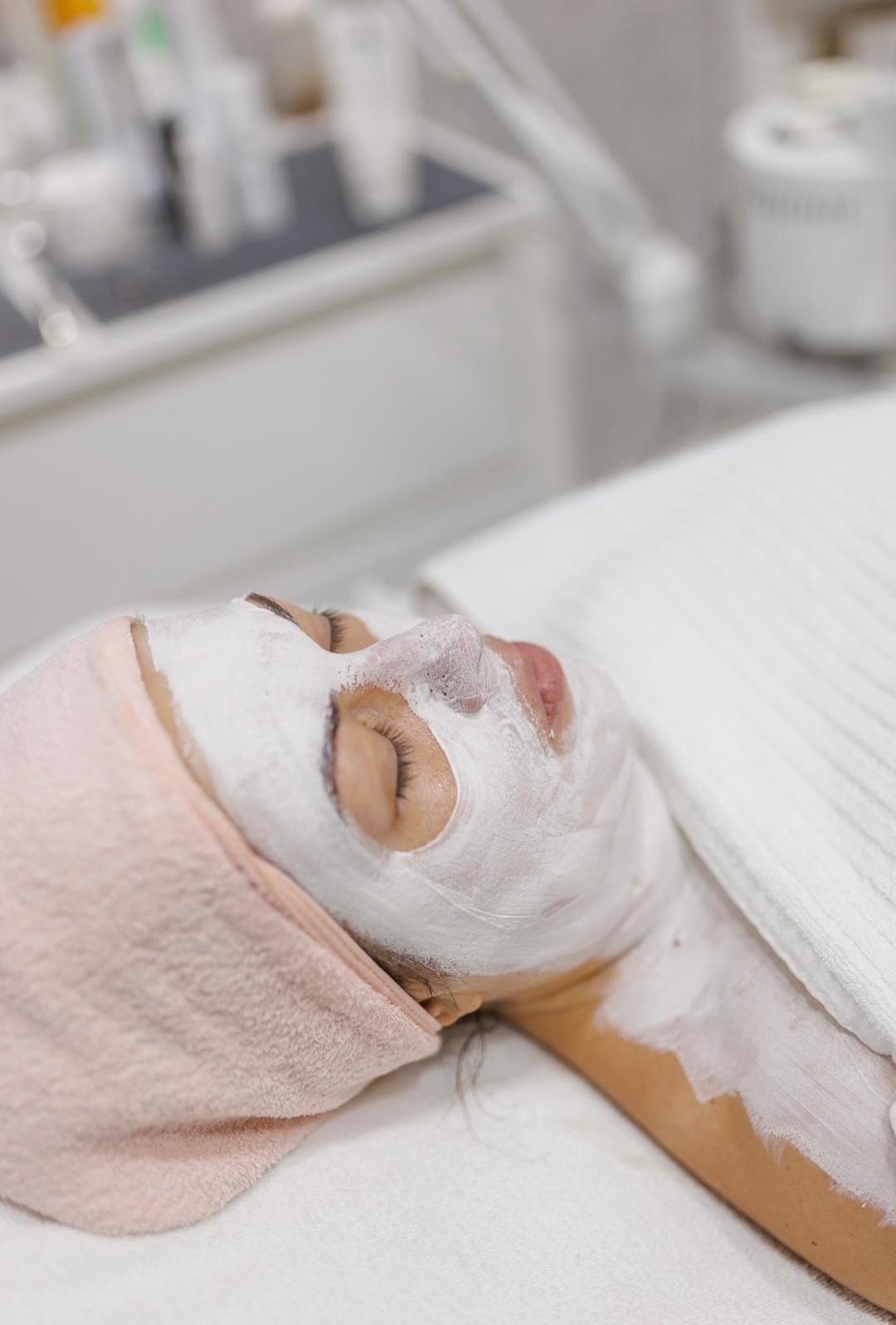 Pure tretman lica - In line 2, Pančevo Tretman lica Lice Tretman lica, Pančevo, Centar