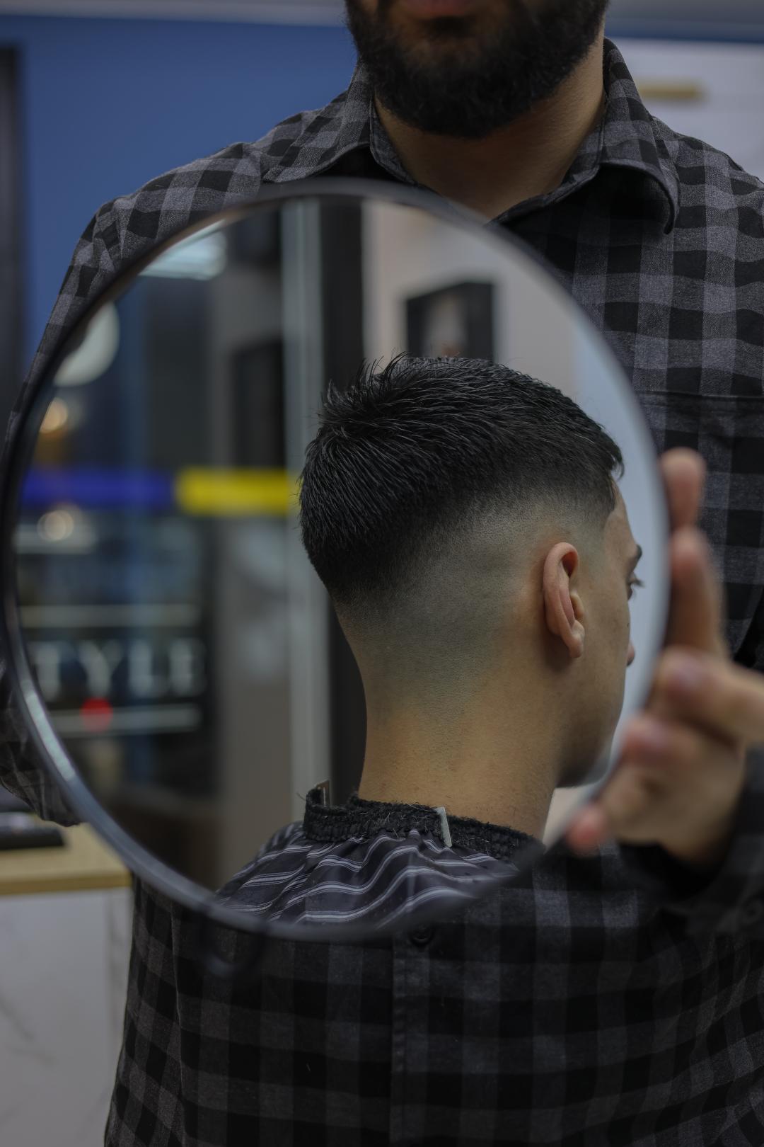 Oasis Cutting Lounge, Beograd LookBook