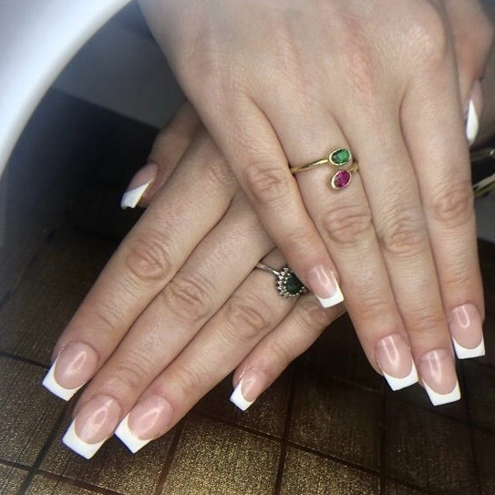 Topaz Beauty #beograd Izlivanje noktiju