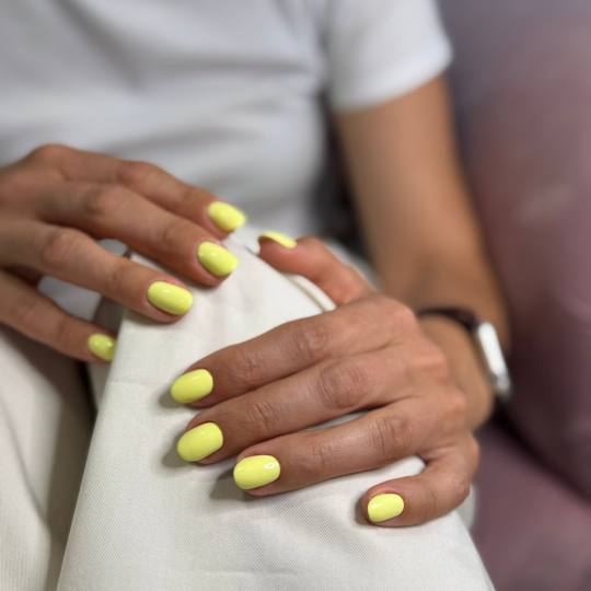 aBeauty Salon Lepote #beograd Manikir Ruski manikir + gel lak 🌸 Da, dobro ste čuli – sezona ma