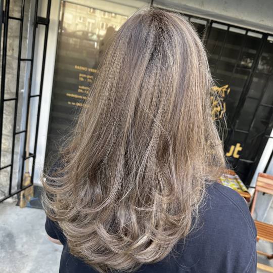 Wolf Cut #beograd Feniranje i stilizovanje Feniranje na talase - duga kosa preko ram. Feniranje na c