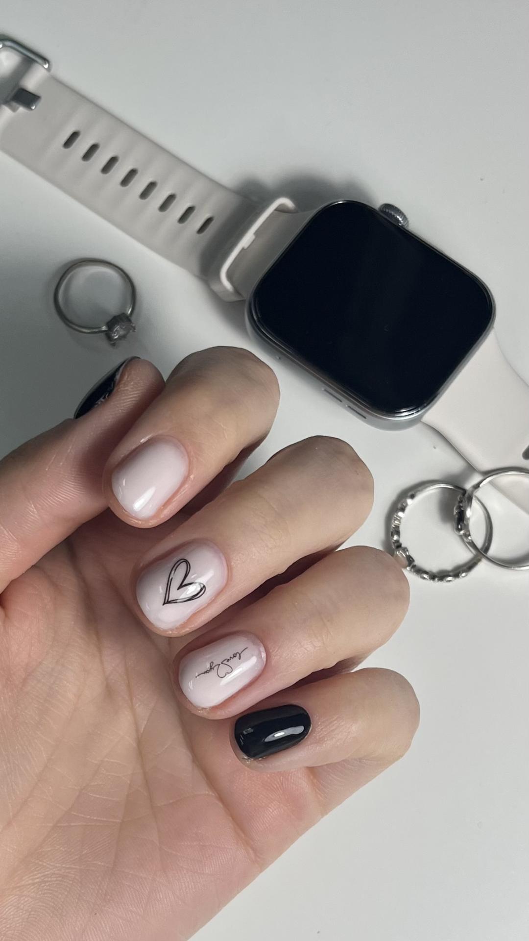 Lak dizajn - Touch Aesthetic&Medical care, Beograd Lakiranje noktiju Nokti Lakiranje noktiju, Beograd, Vračar, Čubura, Crveni krst