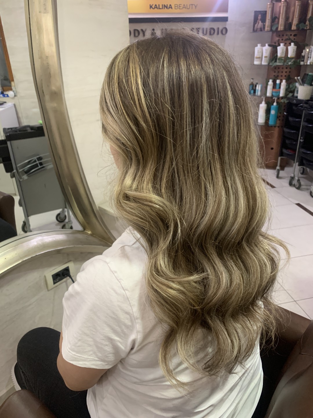 Kalina Beauty #beograd Ombre, sombre, balayage Balayage + preliv + feniranje - duga kosa