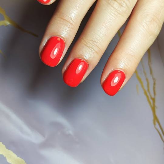 Beauty in Style DM #novisad Ojačavanje noktiju Ojačavanje prirodnih noktiju gelom - M dužina