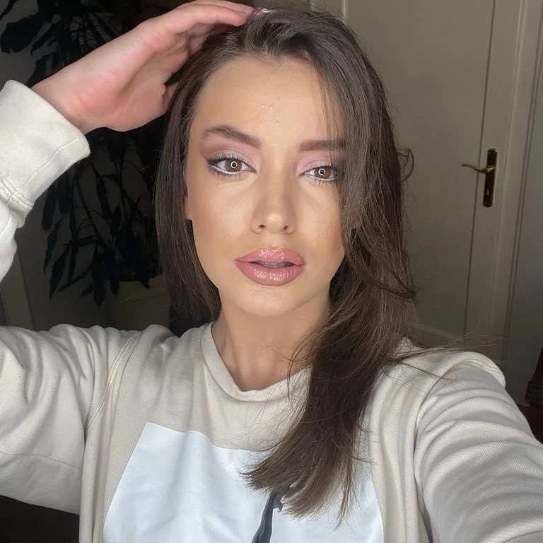 Ena beauty studio #nis Make-up / šminkanje Profesionalno šminkanje - bez veštačkih trepavica