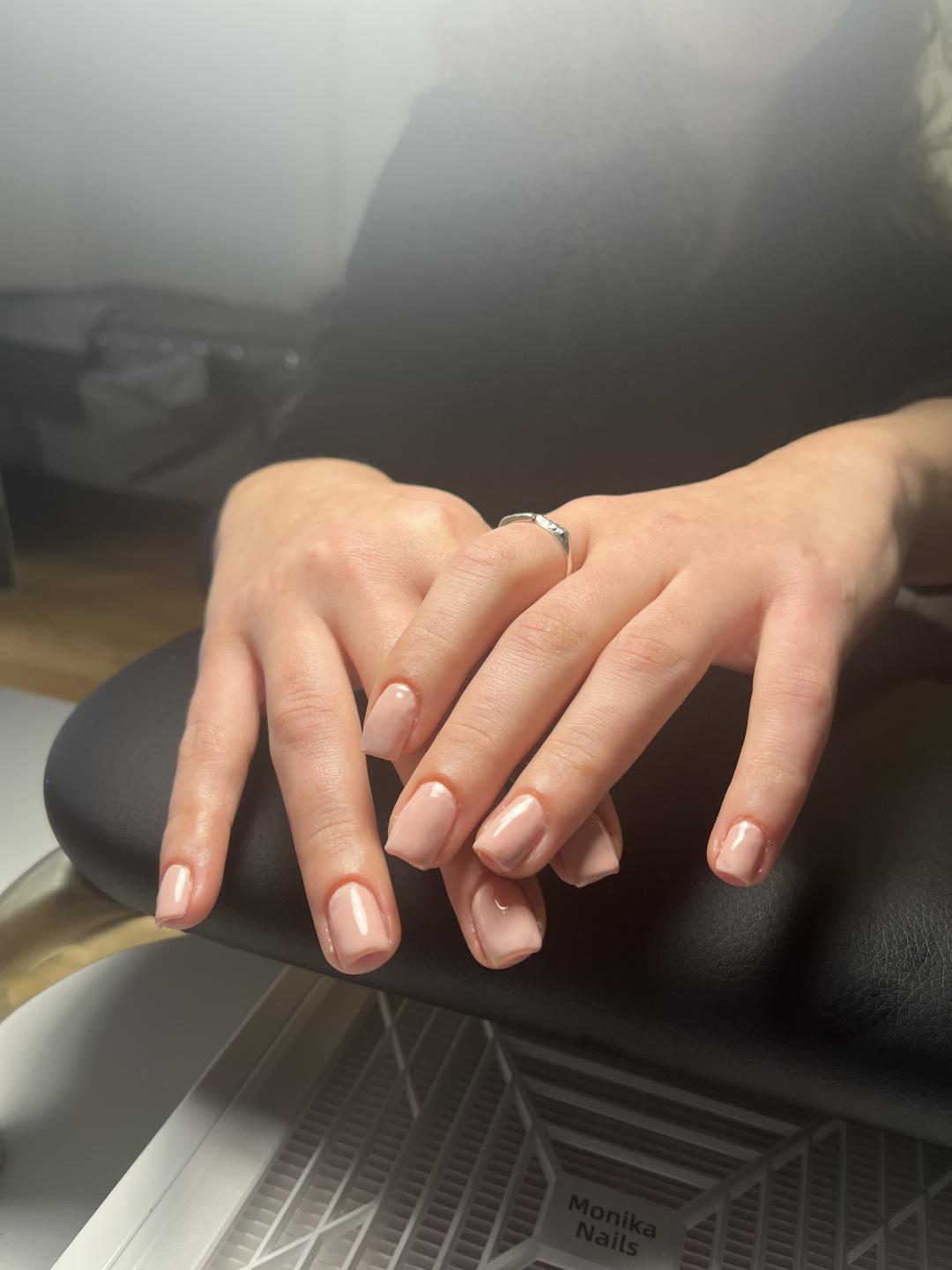 Manikir + gel lak RUBER baza + boja - Diamond beauty, Beograd Gel lak Nokti Gel lak, Beograd, Zemun Centar