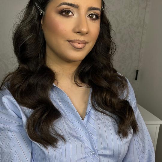 Artist Alex Studio #nis Make-up / šminkanje Profesionalno šminkanje + veštačke trepavice
