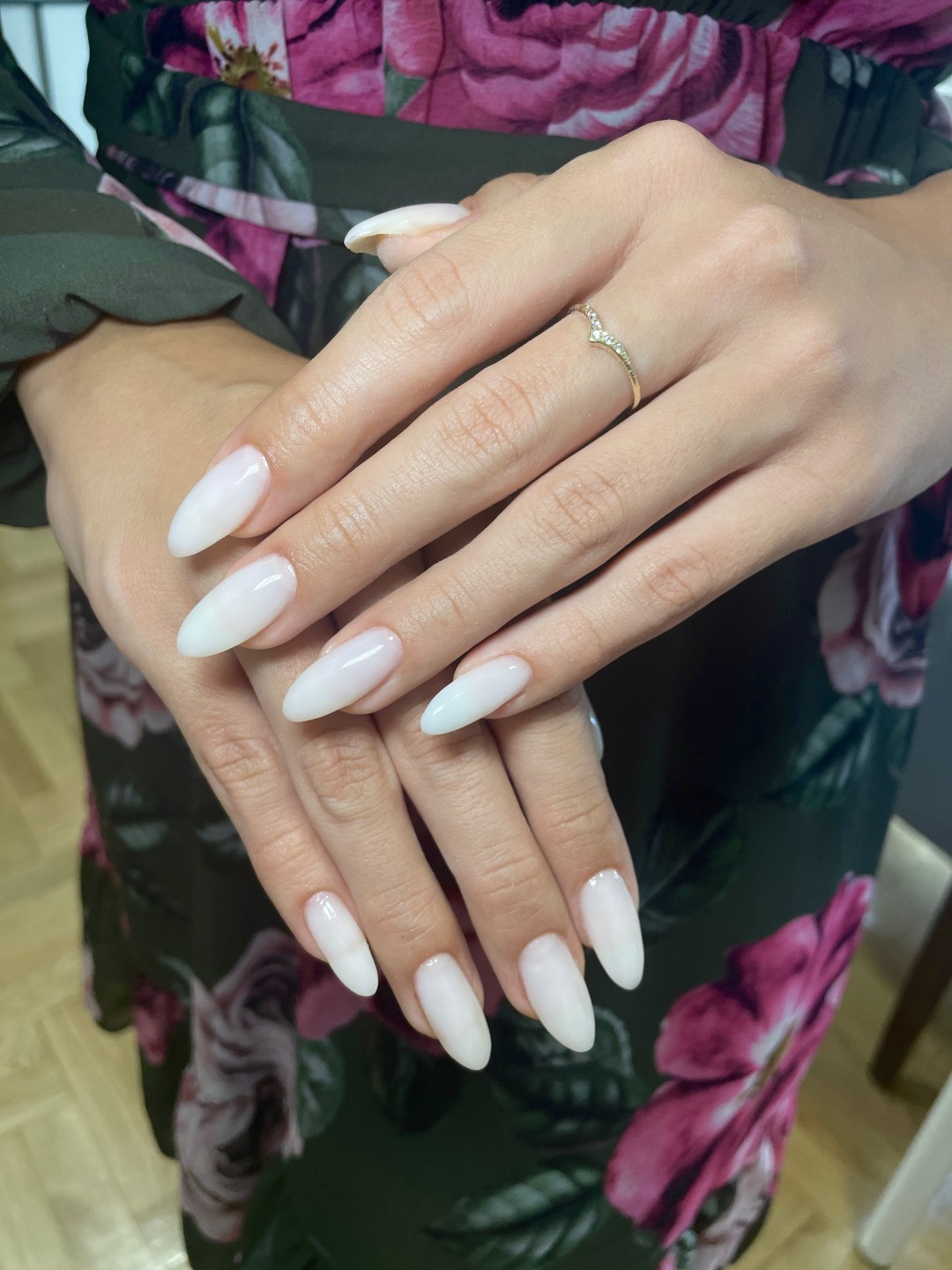 Beauty room Zvezdara #beograd Izlivanje noktiju Korekcija izlivanja noktiju gelom - L dužina