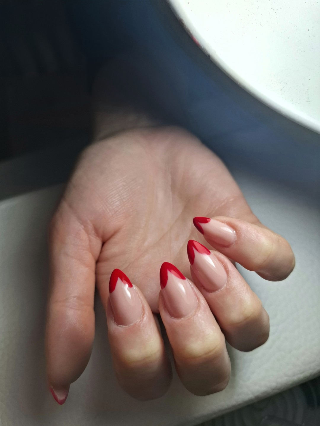 Beauty Studio by Milica Pavlović #beograd Manikir Korekcija gela + french - ruke