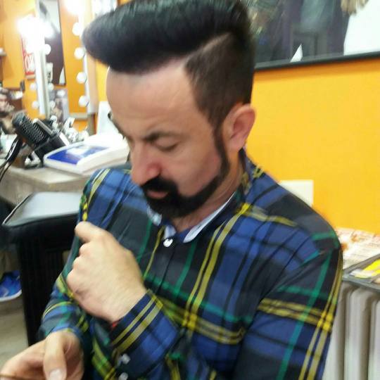 Bogdan Team #beograd farbanje kose i brade sa lisap man farbom