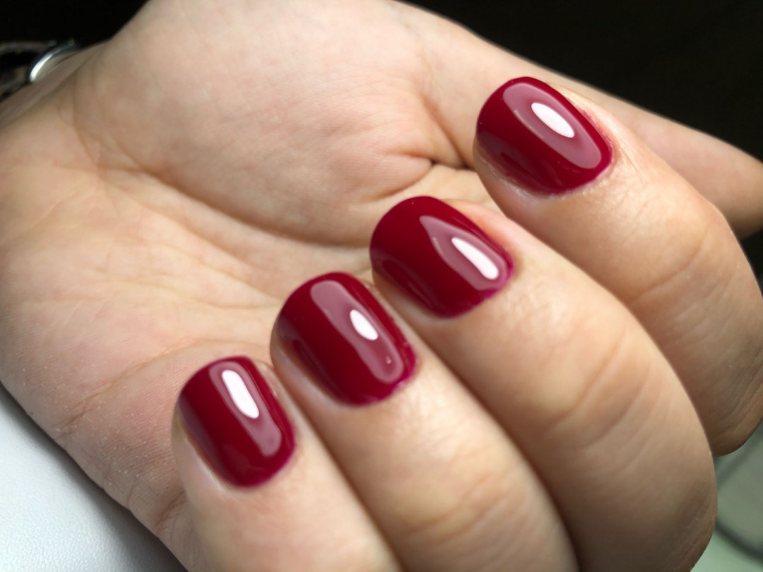 Mademoiselle Beauty #beograd Gel lak Korekcija gel laka - ruke sa aparatnim manikirom