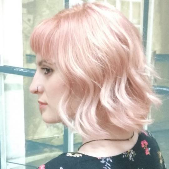 Hair by Silvy #beograd Blajhanje kose Blajhanje cele dužine kose sa pinc tonerom , feniranje na tal