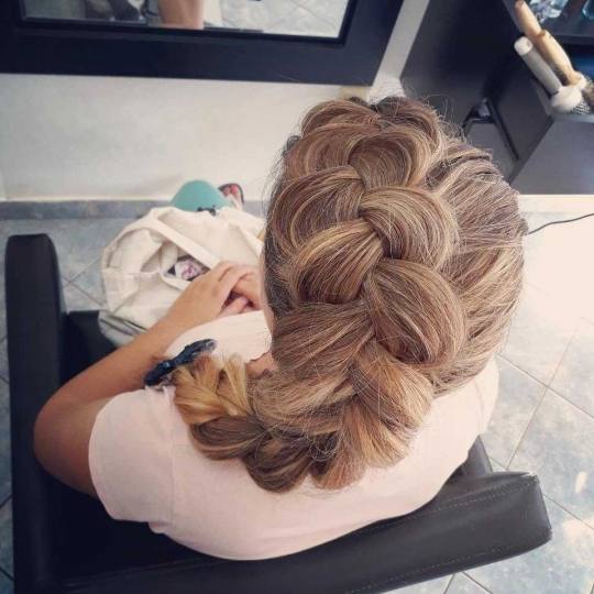 Milica Vlado Profesional #novisad Svečane i frizure za svadbu