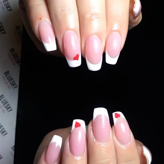 Dve mace 1 #beograd Gel lak Gel lak + french - ruke