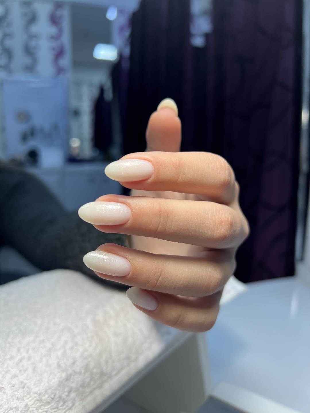 Mask #beograd Ojačavanje noktiju Korekcija / ojačavanje prirodnih noktiju rubber bazom - M dužina