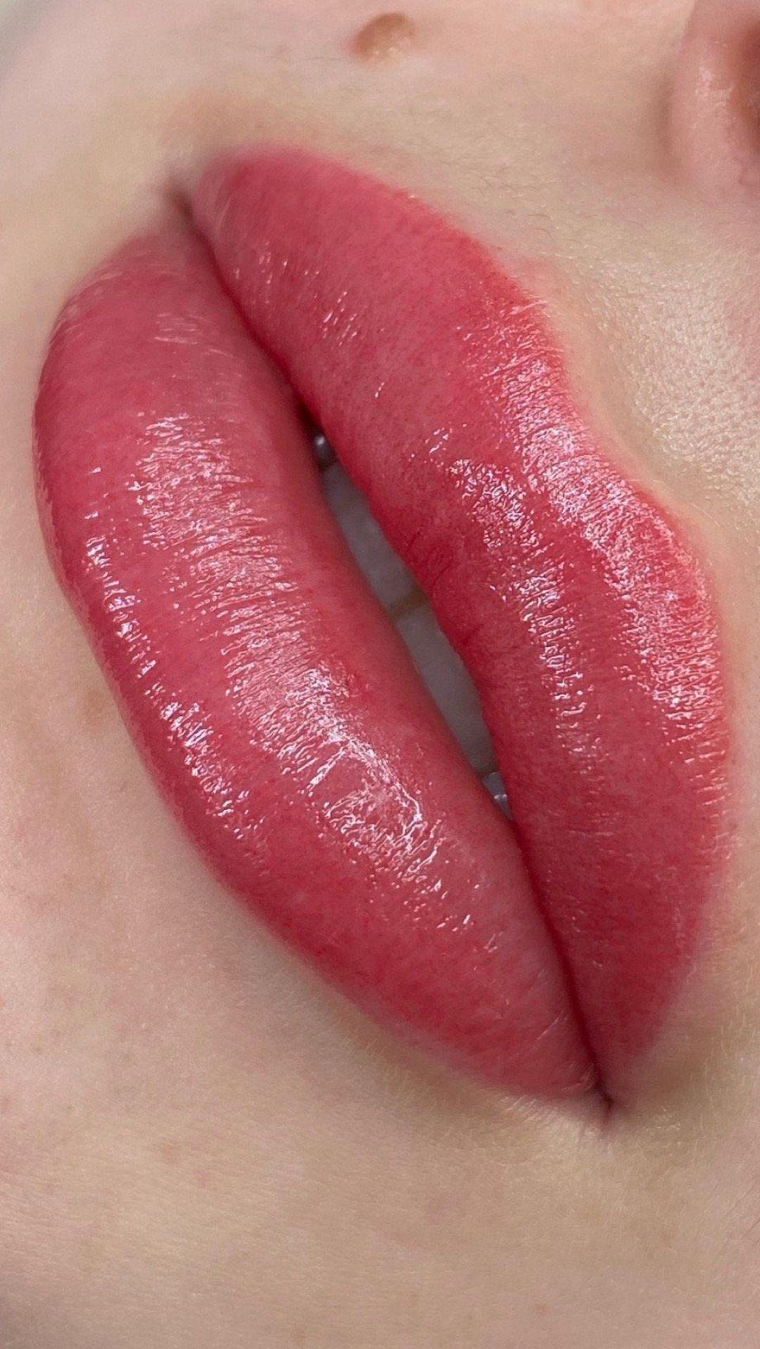 Let's go Ladies #beograd Trajna šminka Trajna šminka usne - full lips