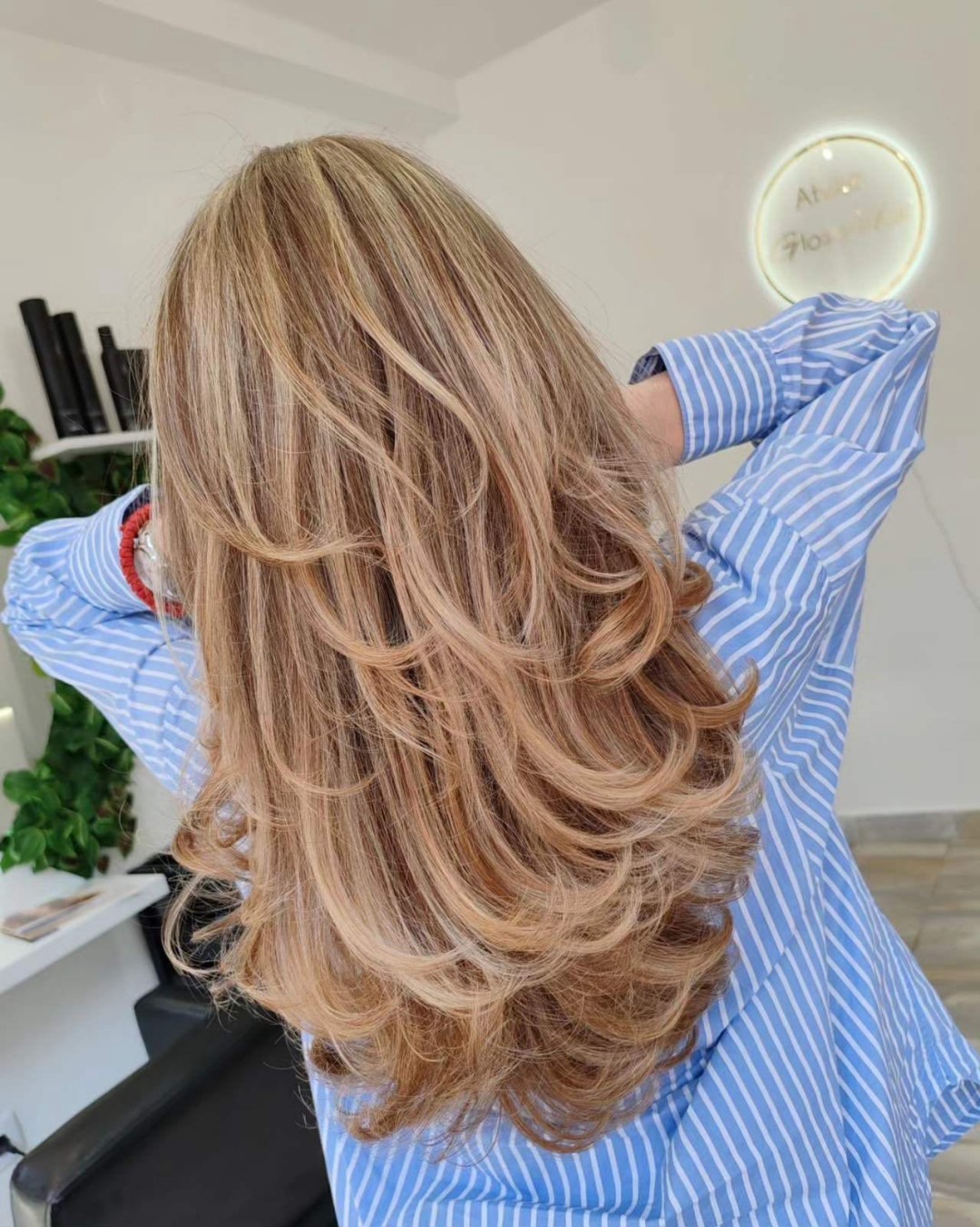 Atelje Glossy Hair #beograd Keratinski tretmani Pramenovi / balayage + Glossy tretman + feniranje - duga kosa
