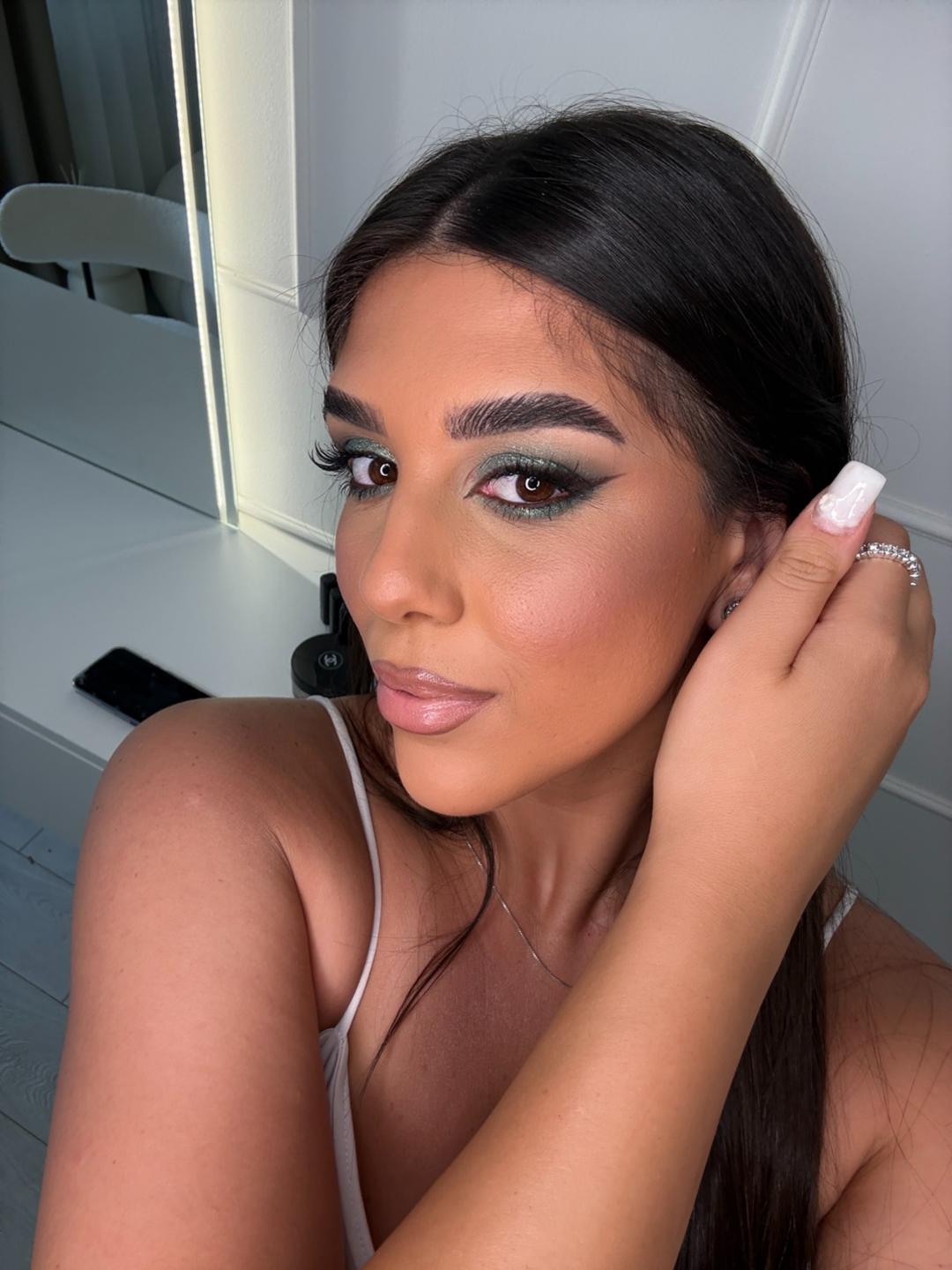 Beauté by Nina Cvejić #nis Make-up / šminkanje Profesionalno šminkanje + veštačke trepavice