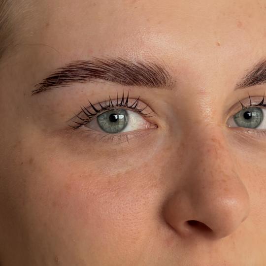 Almari Beauty Concept #kragujevac Trepavice Lash lift + Brow lift Lice
