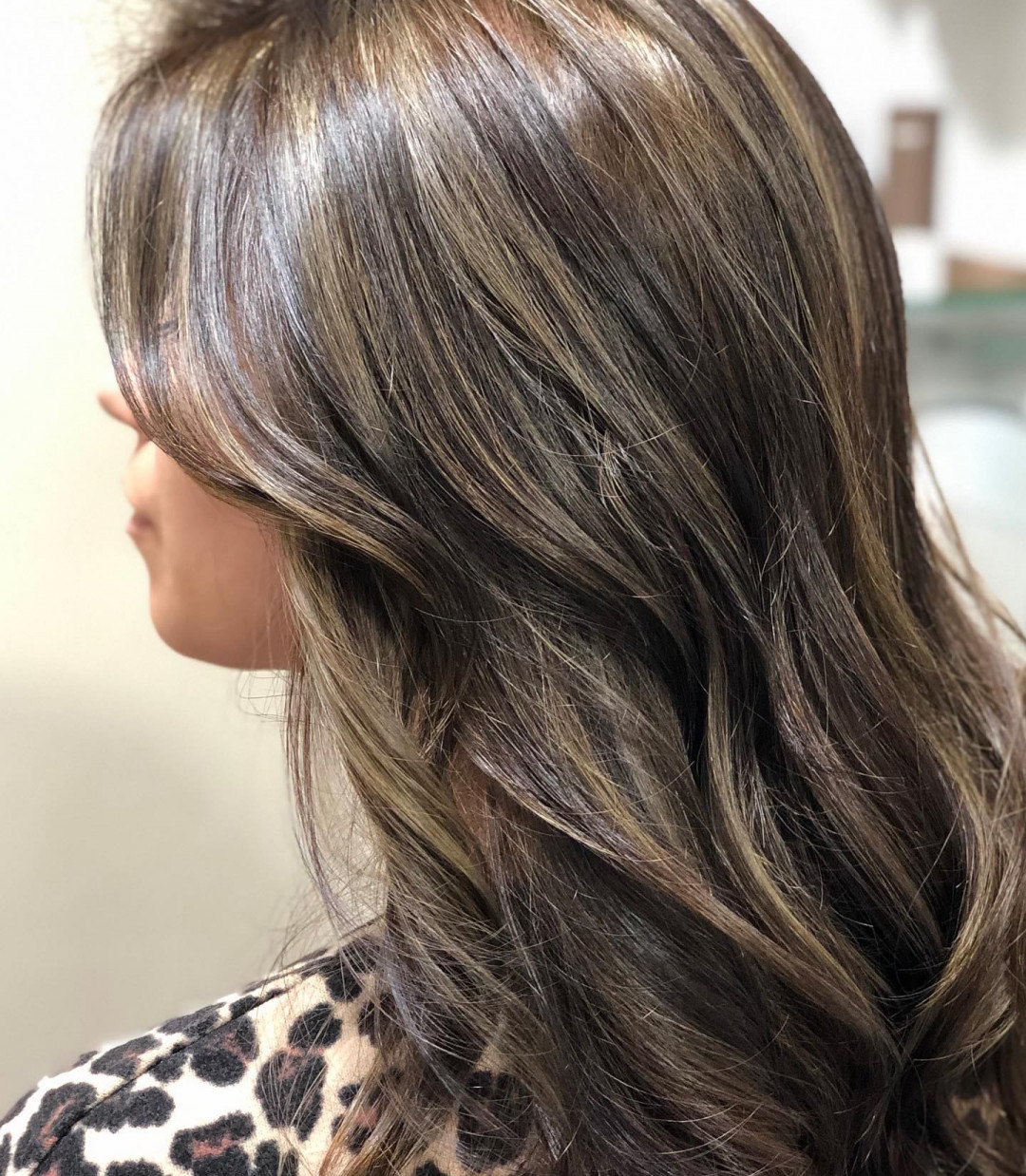 Bibi beauty centar #beograd Pramenovi Pramenovi na foliju u 1 / 2 boje / blanšem + olaplex+ preliv - duga kosa