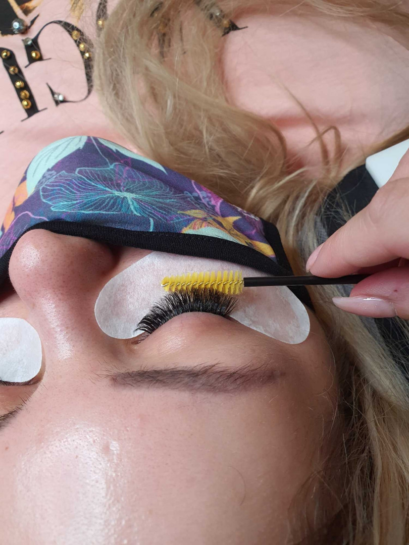 Nadogradnja trepavica - ruski volumen 5D - 8D - Right Beauty, Beograd Nadogradnja trepavica Lice Nadogradnja trepavica, Beograd, Centar, Stari grad, Dorćol